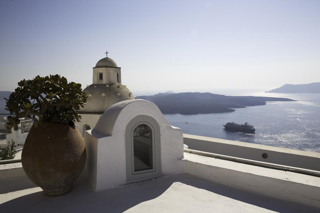 Trieris Villa & Suites Fira  Cameră foto